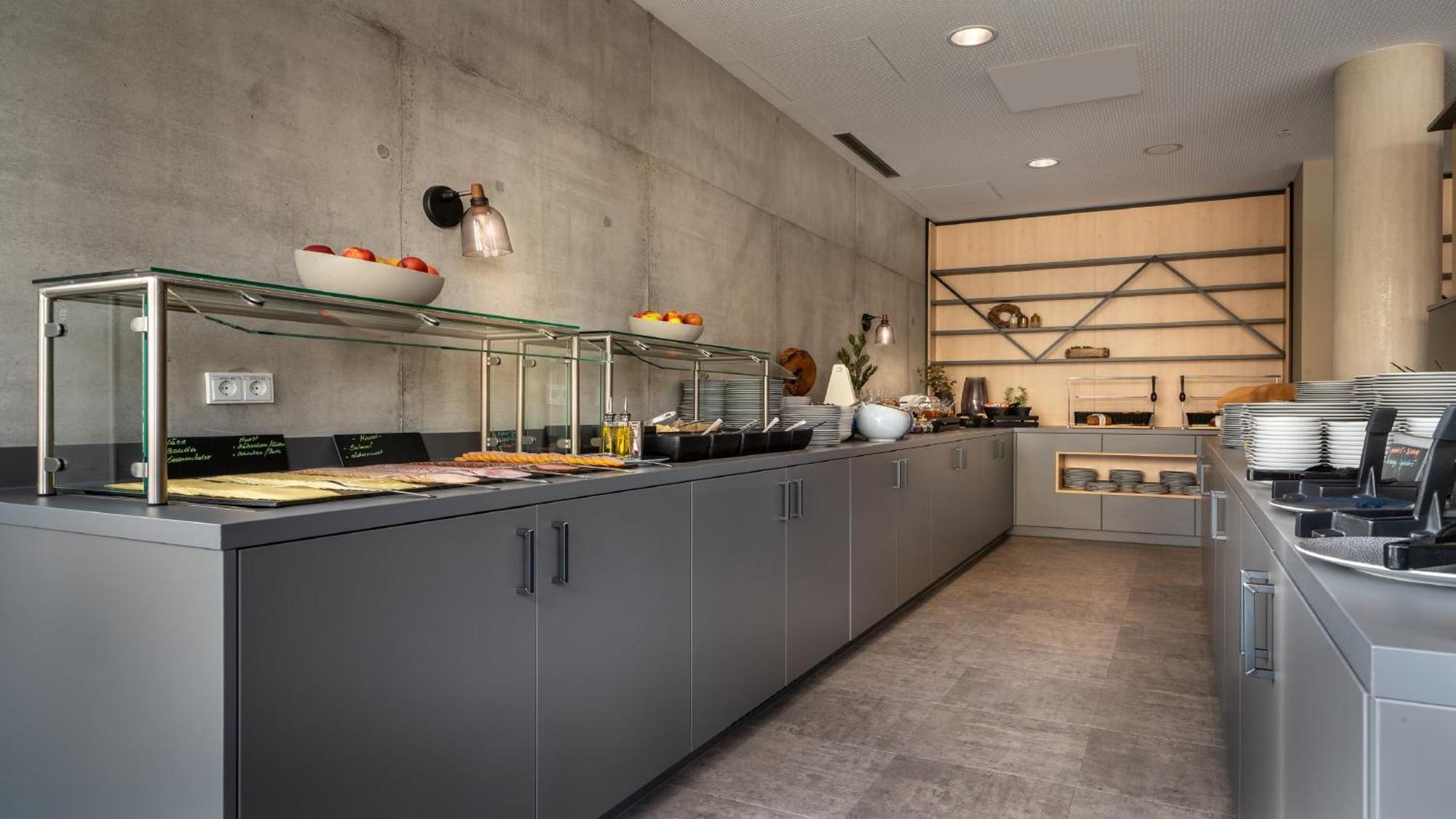 Holiday Inn - The Niu, Timber Esslingen By Ihg Esslingen am Neckar Luaran gambar