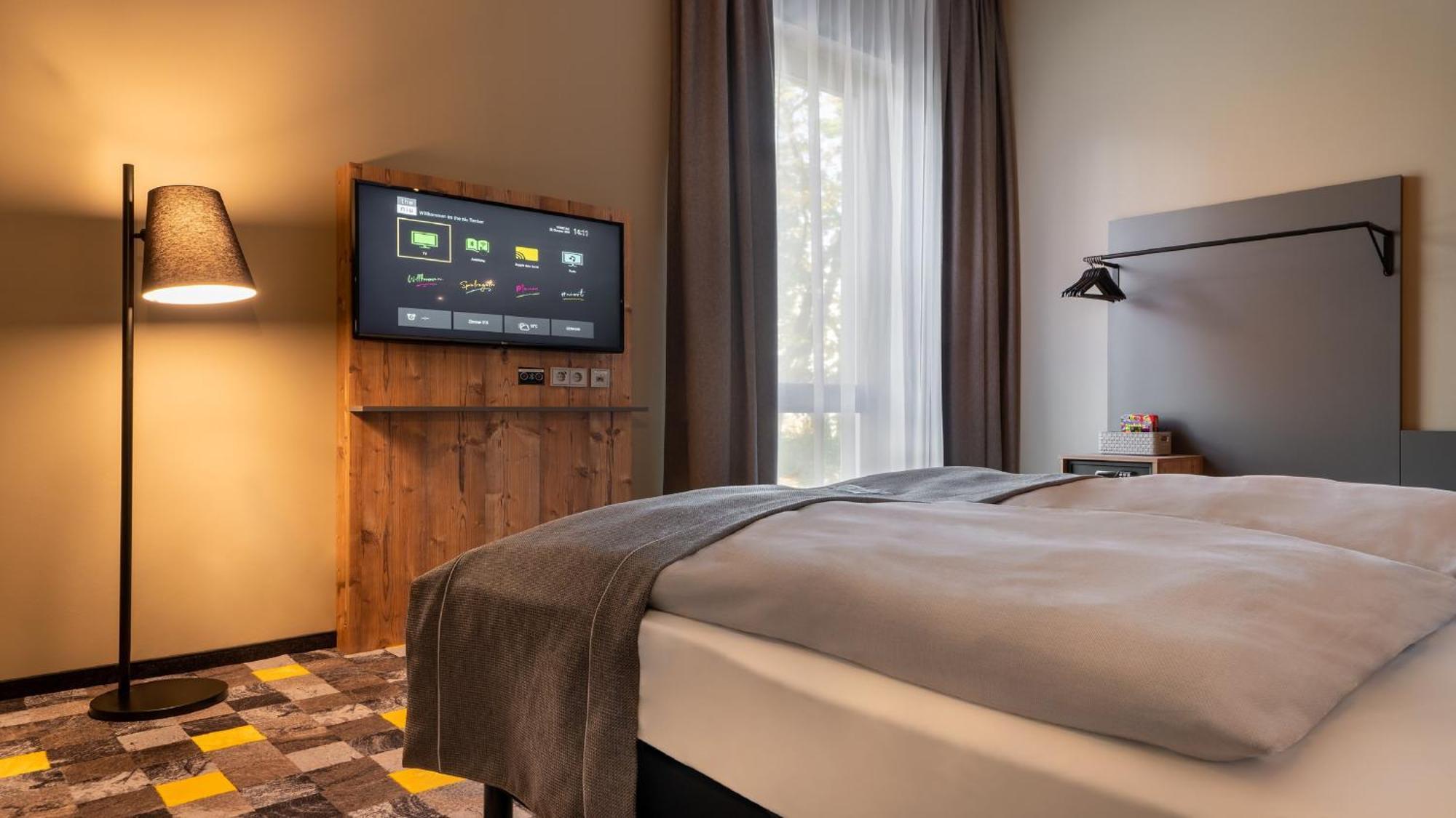 Holiday Inn - The Niu, Timber Esslingen By Ihg Esslingen am Neckar Luaran gambar
