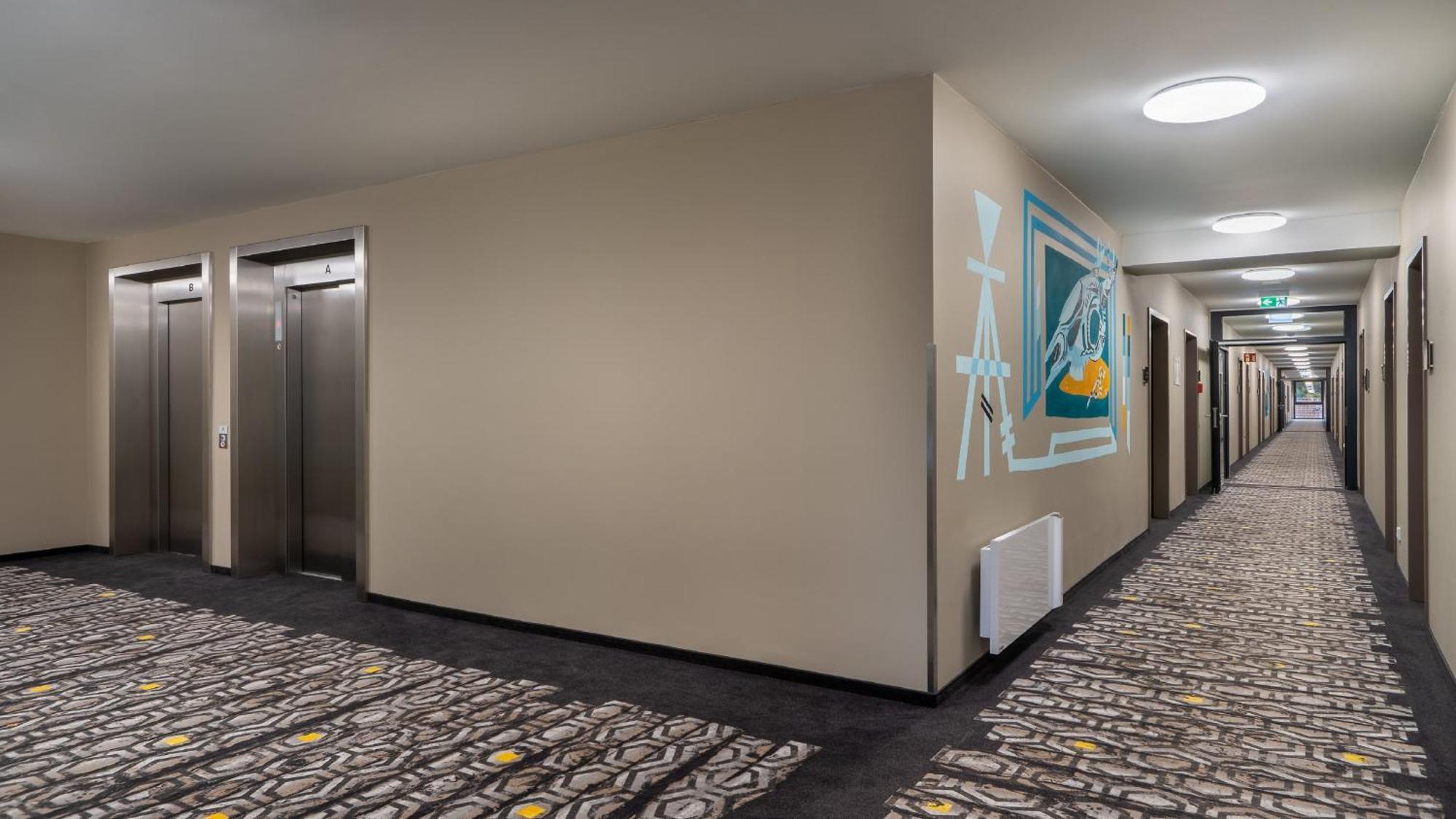 Holiday Inn - The Niu, Timber Esslingen By Ihg Esslingen am Neckar Luaran gambar