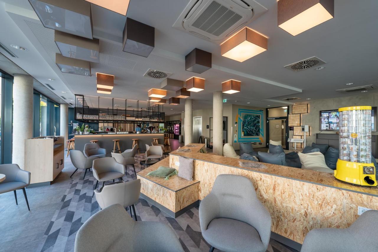 Holiday Inn - The Niu, Timber Esslingen By Ihg Esslingen am Neckar Luaran gambar