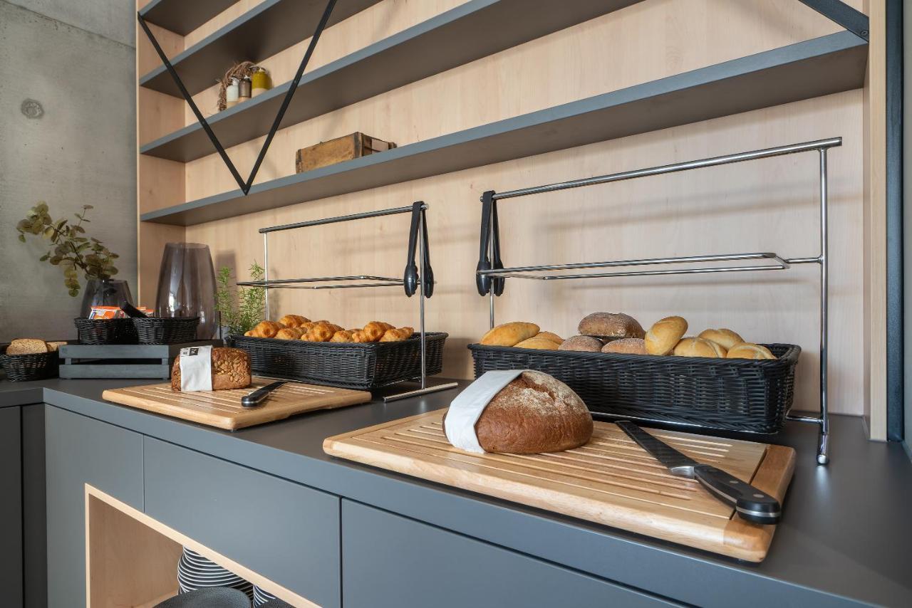 Holiday Inn - The Niu, Timber Esslingen By Ihg Esslingen am Neckar Luaran gambar
