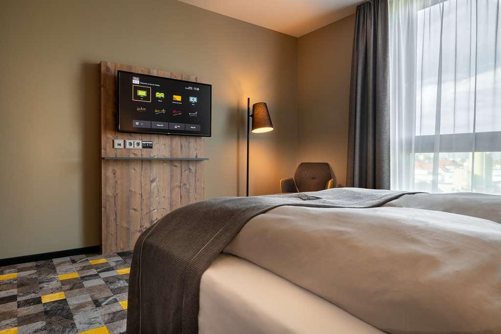 Holiday Inn - The Niu, Timber Esslingen By Ihg Esslingen am Neckar Bilik gambar